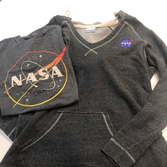 NASA bundle!  One (1) size large NASA t shirt and (1) NASA hooded pullover - Picture 1 of 8